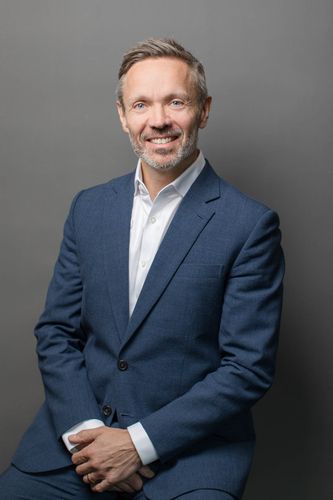 Richard Fielder - ICBC Standard Bank PLc