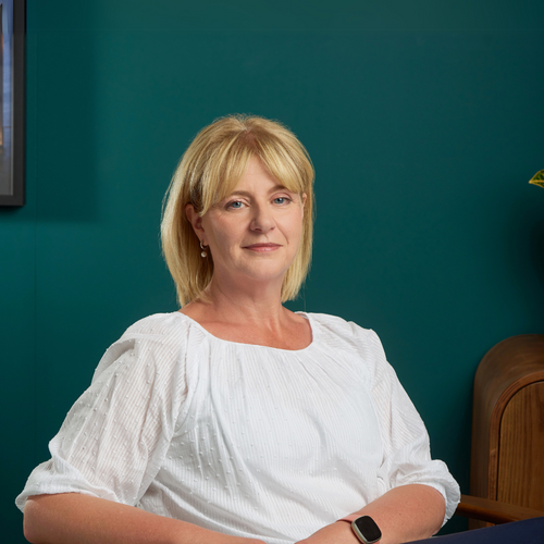 AEO APPOINTS ANNA GOLDEN AS NEW CEO
