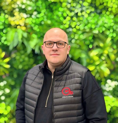 Lloyd Kenyon - Creative Hire