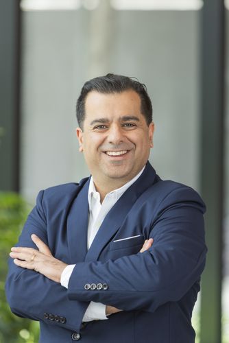 Speaker profile image for Kamyar  Yekta