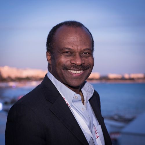 Chris	 Igwe