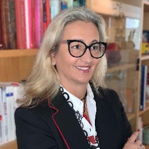 Sylvie Freund Pickavance - Value Retail
