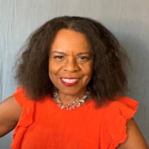 Teri Agins - 