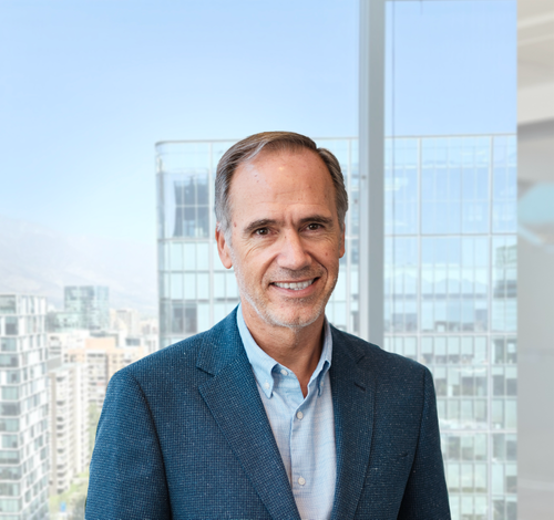 Speaker profile image for Enrique Ostalé