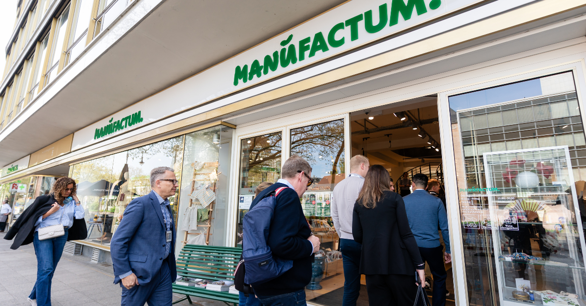 Store Tours