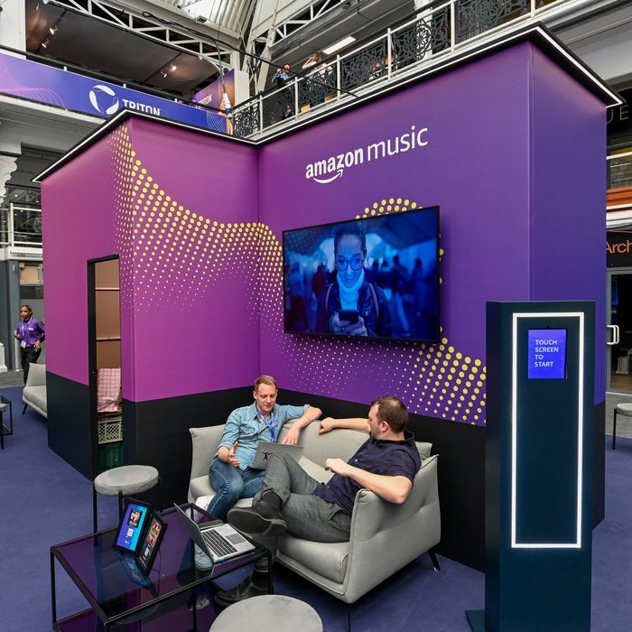 AMAZON MUSIC