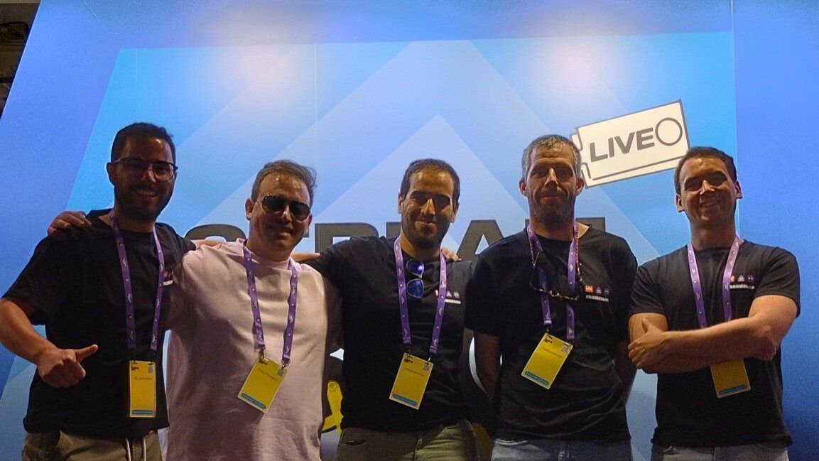 Framedrop attends The Podcast Show in London to present how Artificial Intelligence can find the best moments in talking content