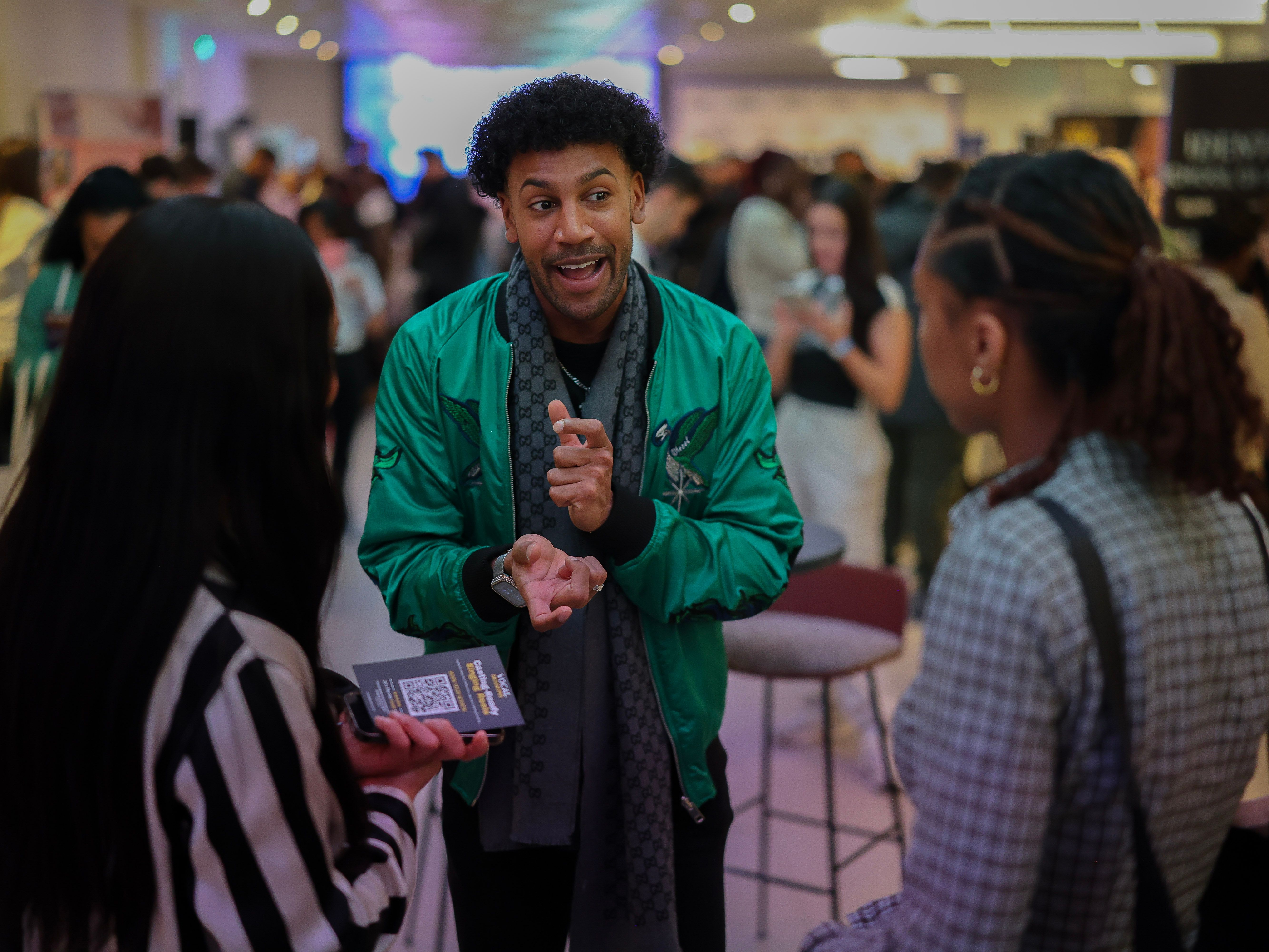 &nbsp;&nbsp;&nbsp;&nbsp;&nbsp;&nbsp;&nbsp;&nbsp;Networking