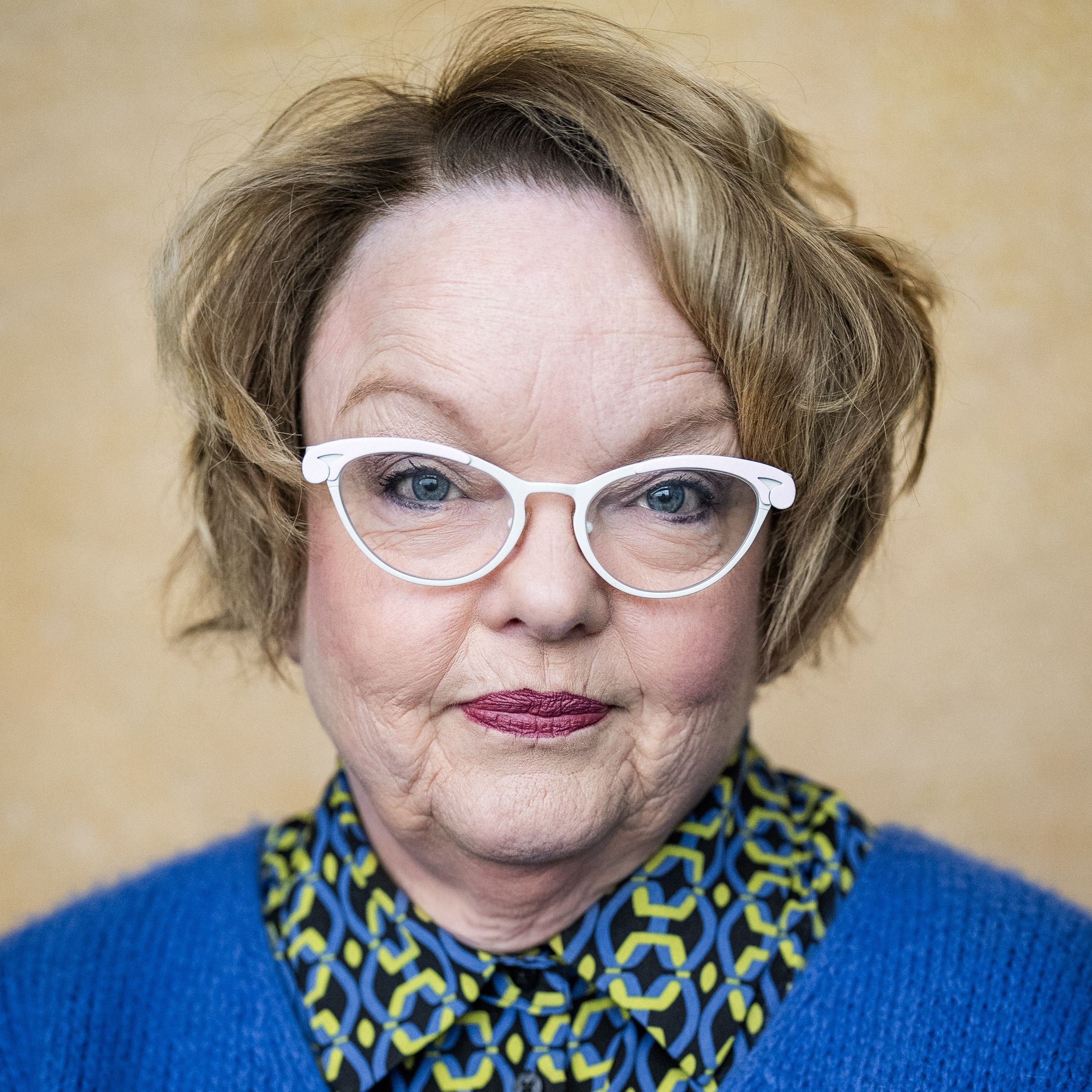 Valorie Hubbard headshot