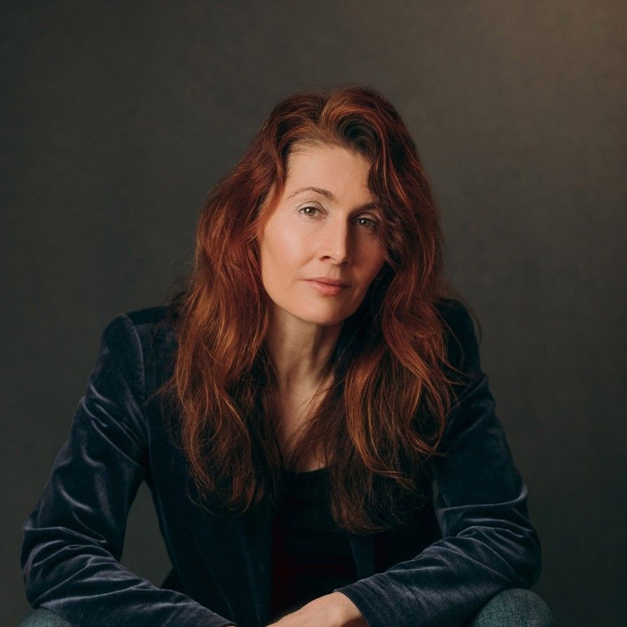 Helena Walsh headshot