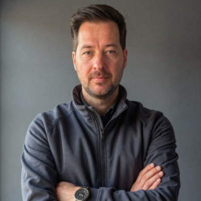 Speaker image for Wayne Bickerton