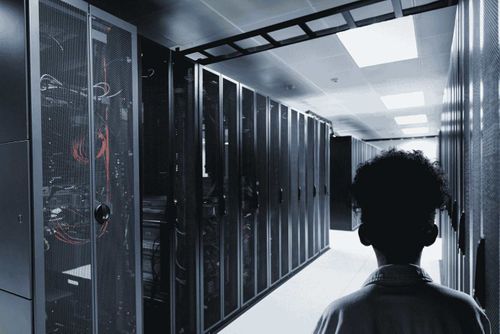 A busca pela soberania dos dados: como a instabilidade no Médio Oriente está a impulsionar as infraestruturas africanas