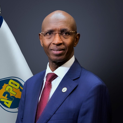 Speaker profile image for Dr. Omar Farouk Ibrahim