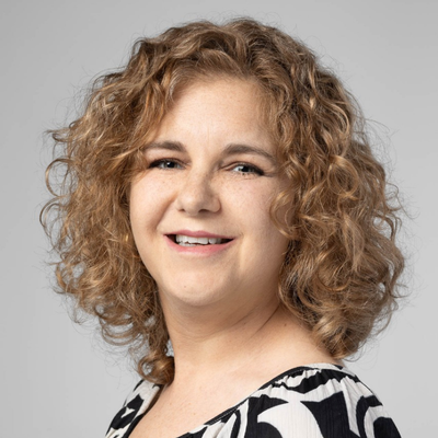 Speaker profile image for Lucinda Ross