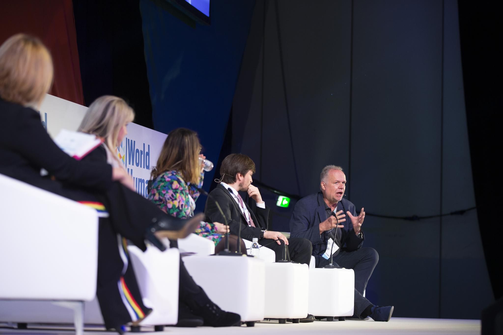 Agenda Whf New York 21 World Humanitarian Forum