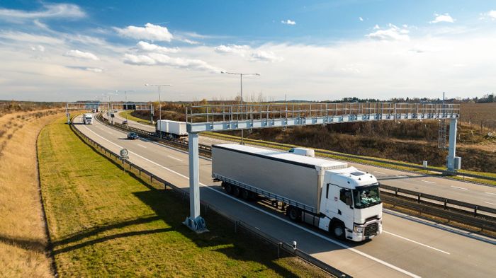CzechToll collection grows 12% in q3, exceeding £500 million