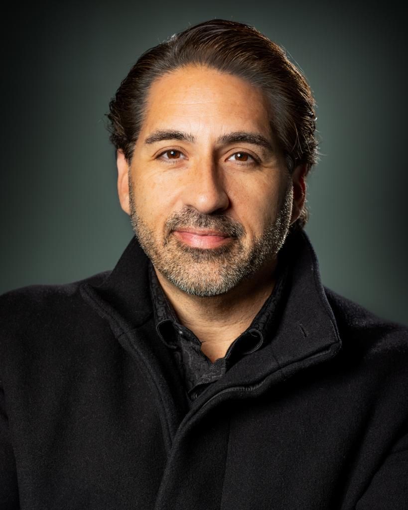 Leonardo  De La Vega