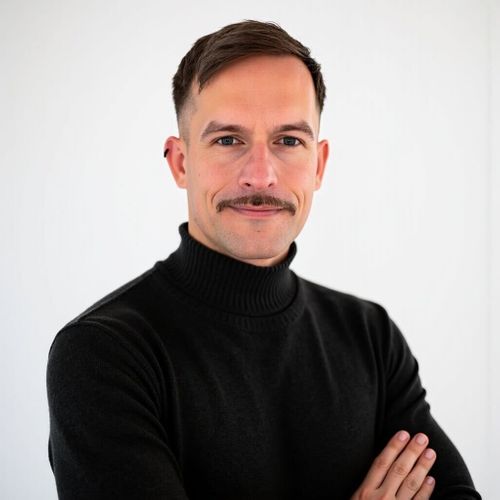 Speaker profile image for Denis Niezgoda