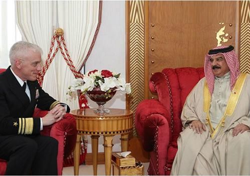 Bahrain’s King Receives New Head of US Naval Forces Central Command