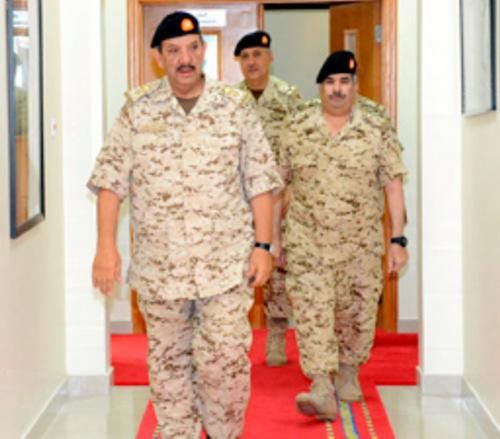 Bahrain’s Defense Chief Receives British Naval Commander
