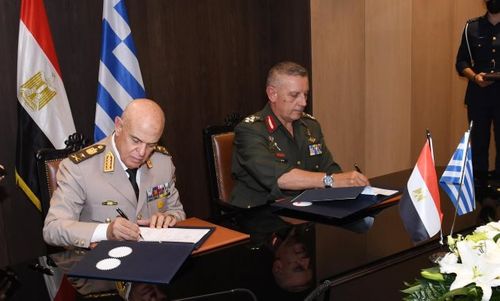 Egypt, Greece sign cooperation protocol on military education