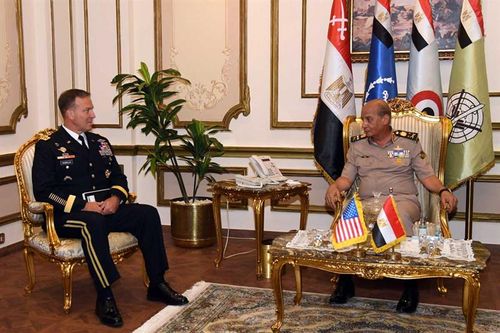 Egypt’s defence minister, US CENTCOM commander discuss regional security