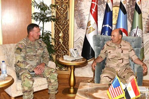 Chief of Staff discusses Egypt-US military cooperation with CENTCOM commander
