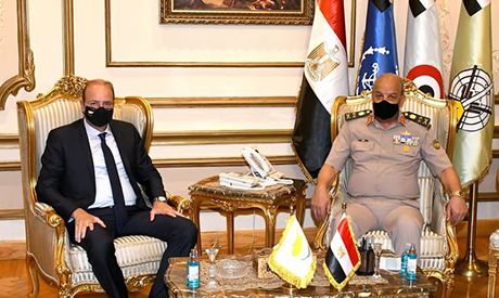 Egyptian, Cypriot defence ministers meet in Egypt, discuss regional and international developments