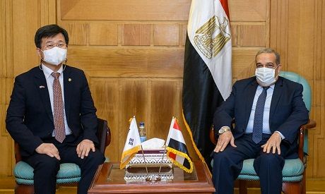 Egypt’s Military Production Ministry, South Korean DAPA discuss industrial cooperation | Ahram Online