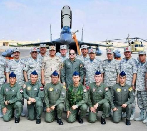 Egyptian President Inspects Future Military Air Base