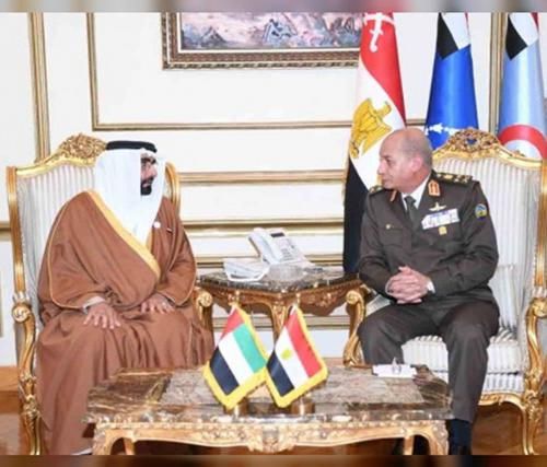 UAE, Omani Ministers for Defense Affairs Attend EDEX