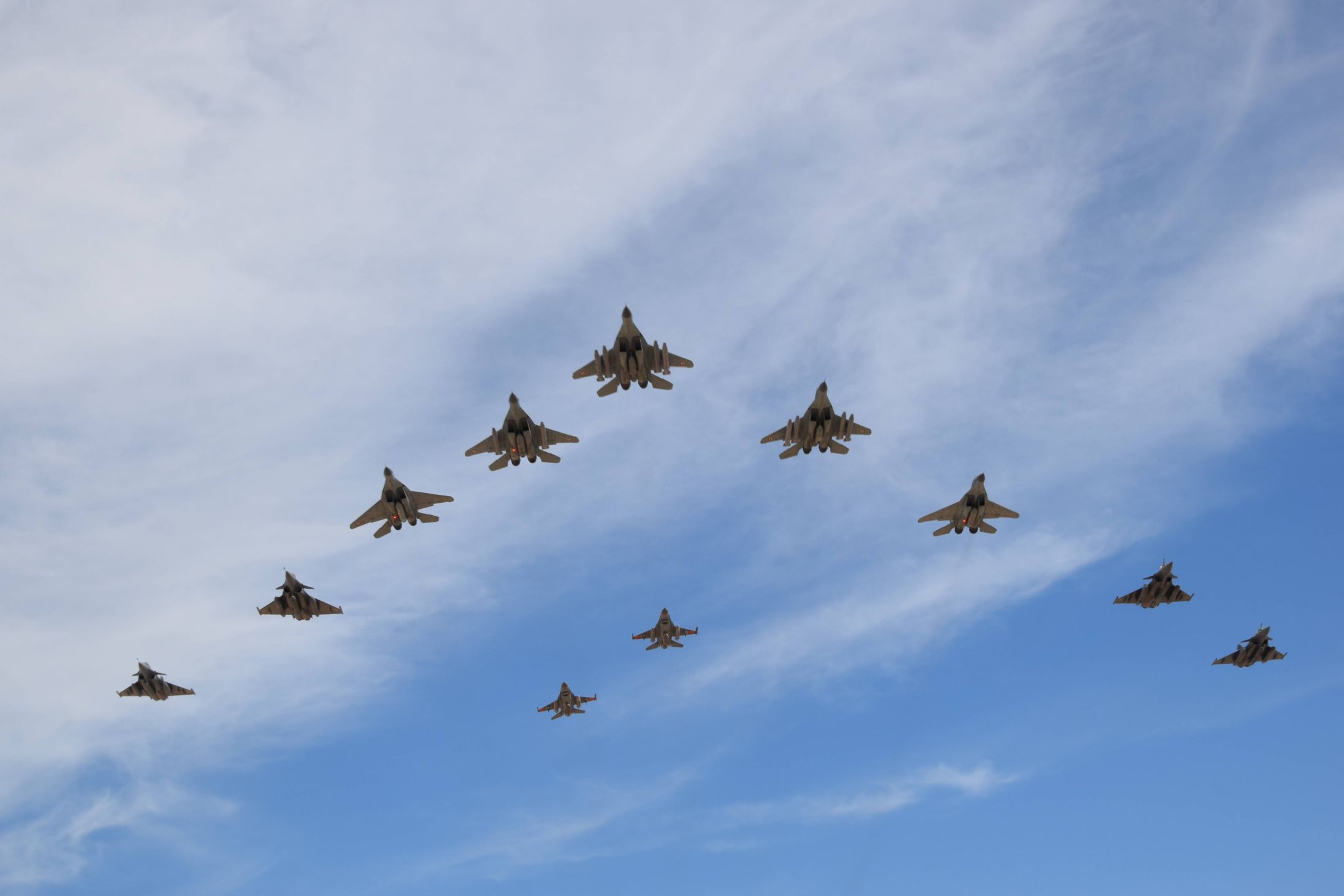 Static and Flying Displays