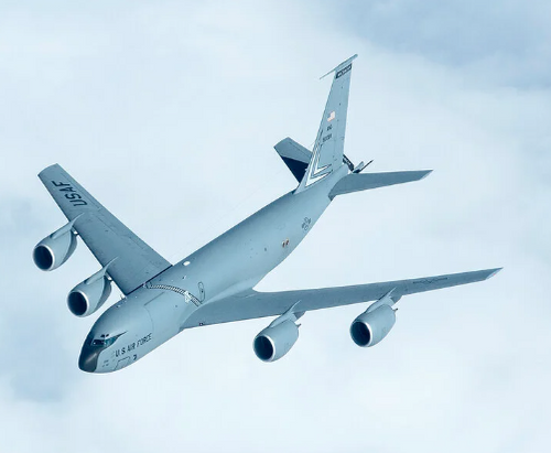 KC135