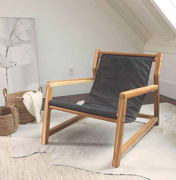 Lounge Chair with Arms