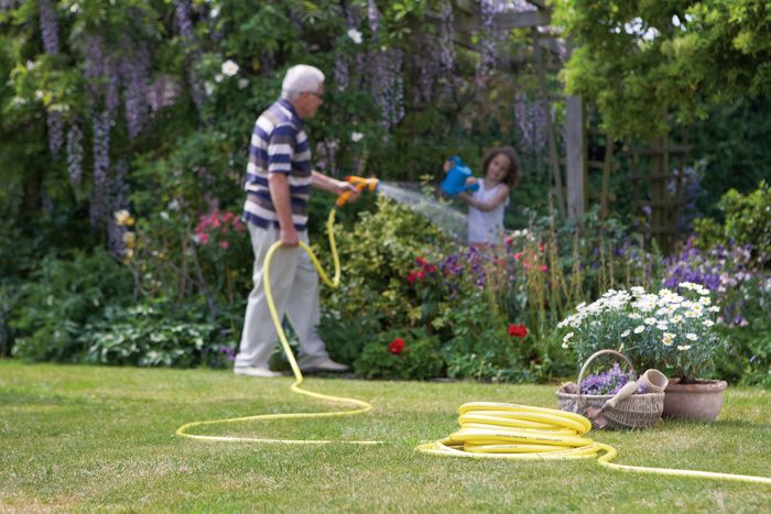 HOZELOCK'S GROUNDBREAKING HOSE RANGE FEATURING UP TO 70% RECYCLED MATERIALS