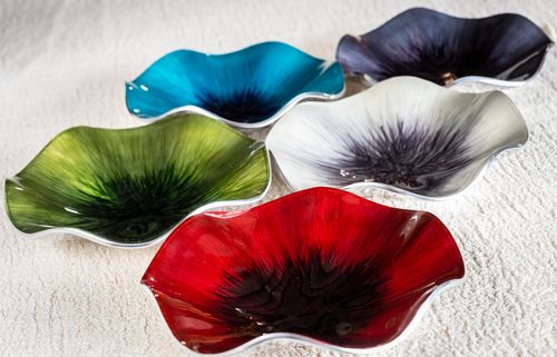 Brand New Tilnar Art Poppy Bowls