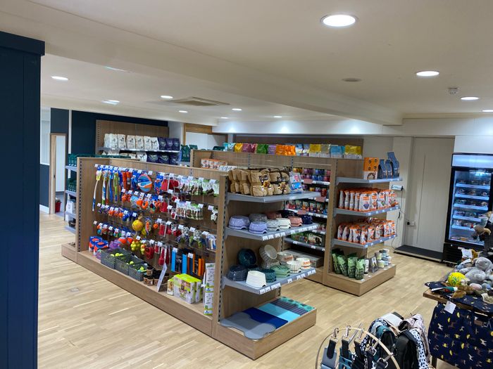 Pet Shop Display Specialists