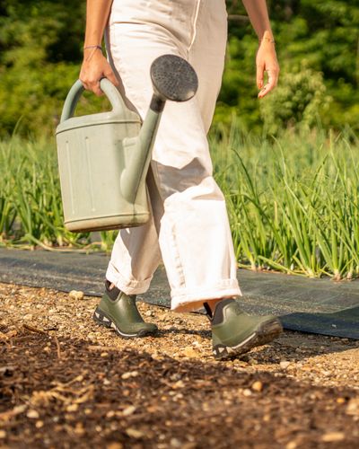CLEAN - The self-cleaning outsole !