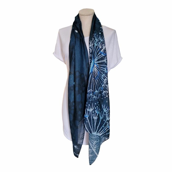 Lightweight scarves