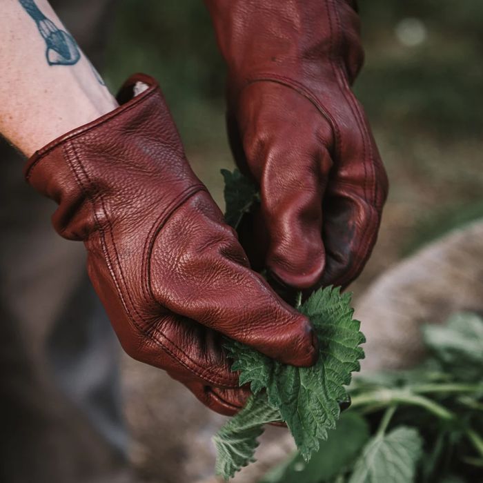 Gardening gloves