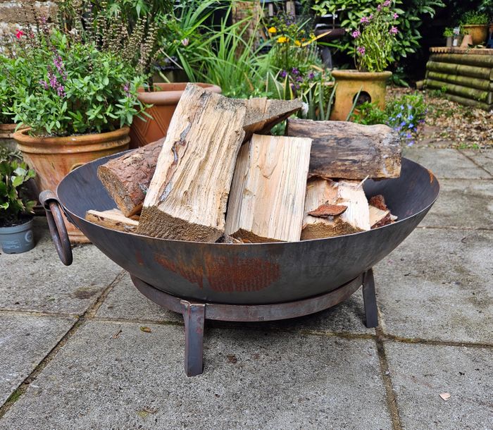 Kadai Firepits and Barbeques
