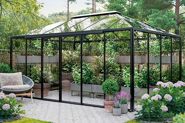 Pyramid aluminium greenhouse