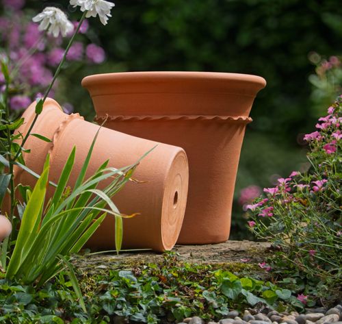 Cawthorne Pottery Terracotta Pie Crust Planters
