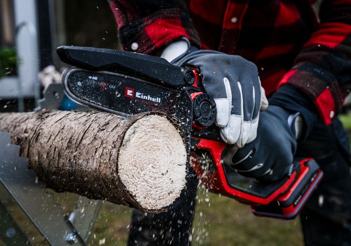 PXC 18V Cordless Professional Brushless Pruning Chainsaw, 17cm Cutting Length