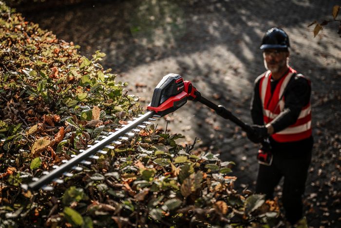 PXC 18V Cordless Professional Brushless High Reach Hedge Trimmer and Pruner, Body Only