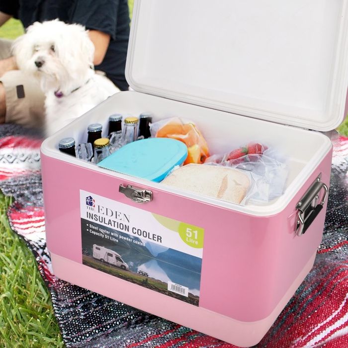 Insulated cooler boxes