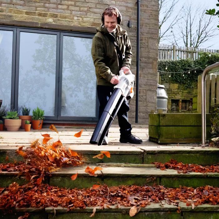 Leaf Blower with Vacuum & Mulcher