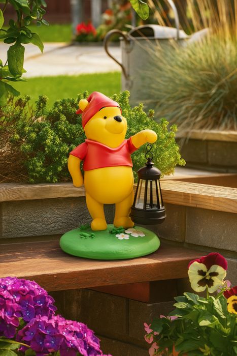 Winnie the Pooh Gnome Light