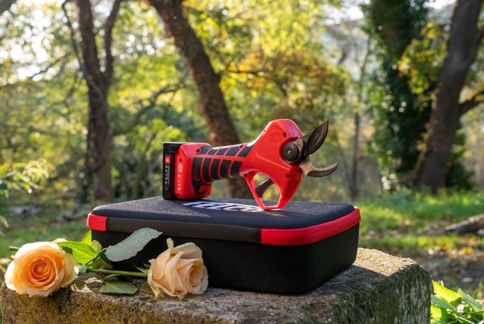 2e Electric Secateurs