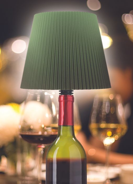 C7623  Bottle Lamp with Winestopper
